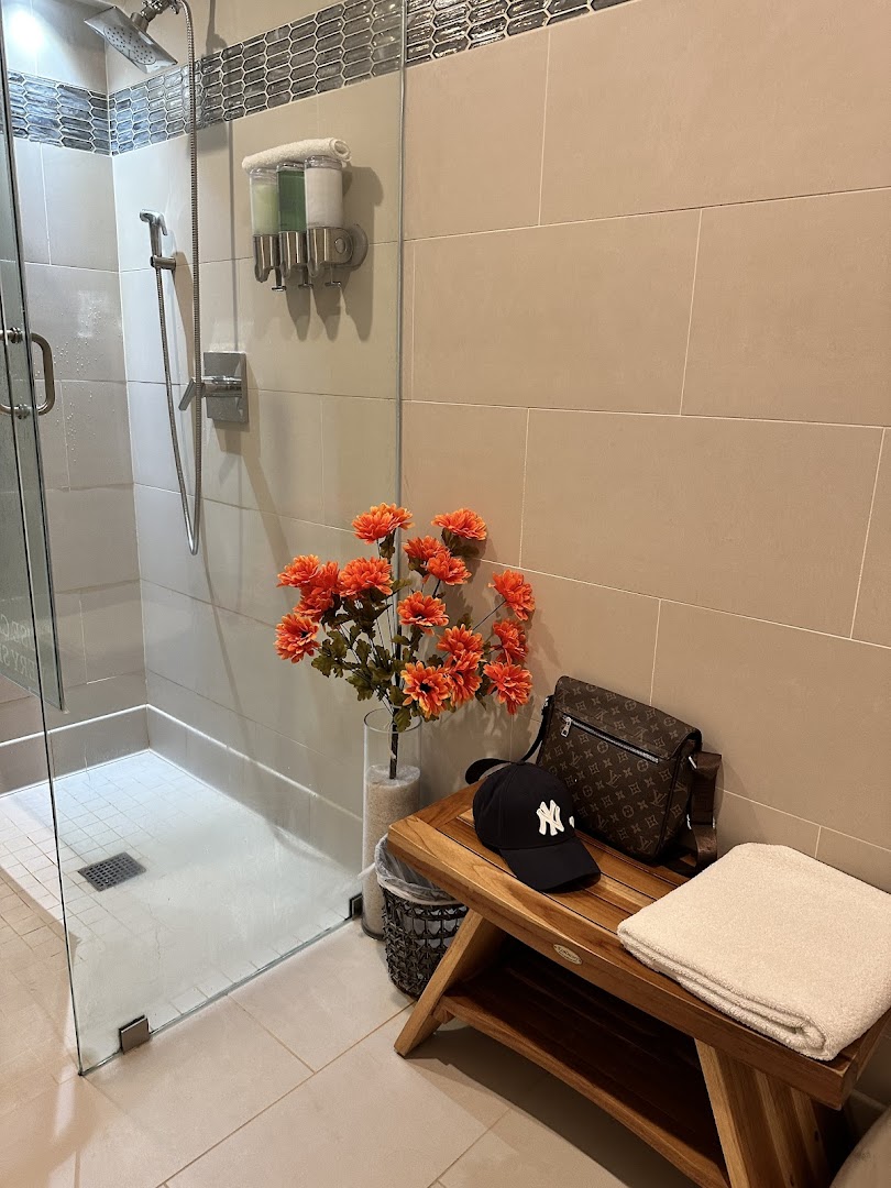 Floatopia Float Spa & Salt Cave — photo 4